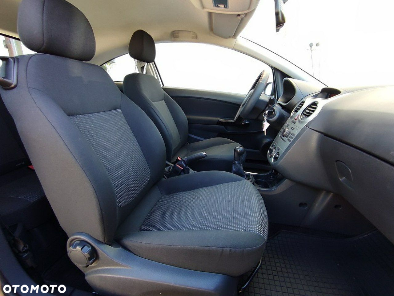 Opel Corsa - 11