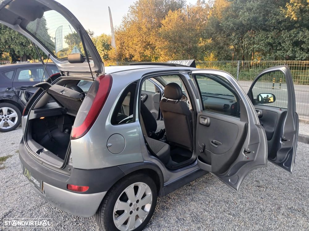 Opel Corsa 1.2 16V City - 3