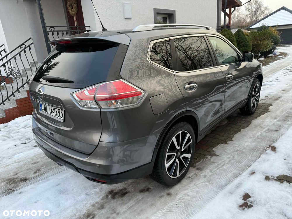 Nissan Qashqai 1.6 dCi Xtronic TEKNA+ - 4