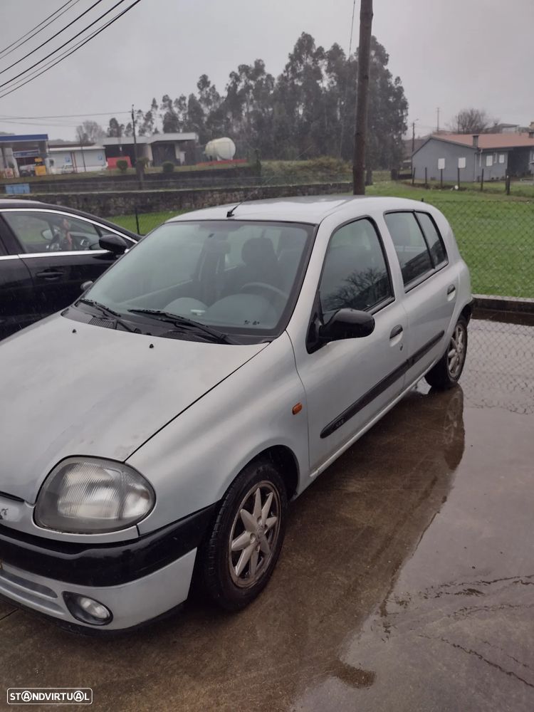 Renault Clio 1.2 16V Tech´Road - 9