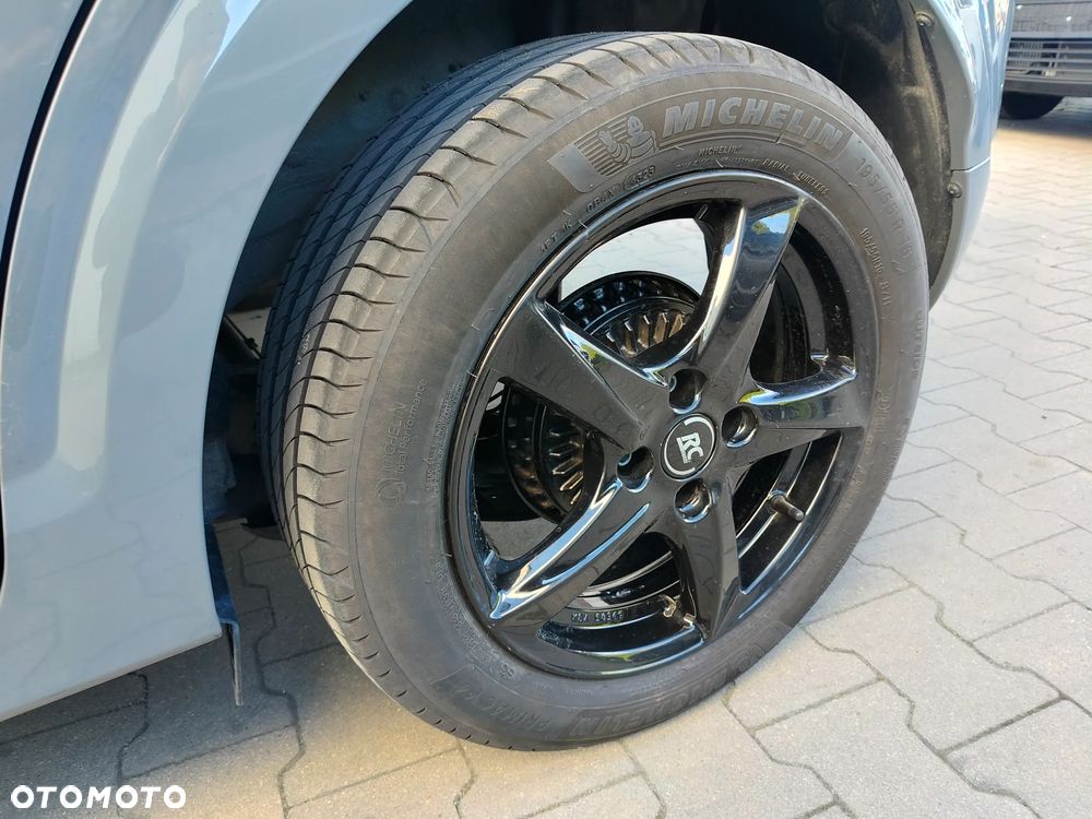 Dacia Sandero 1.0 TCe Laureate S&S - 22