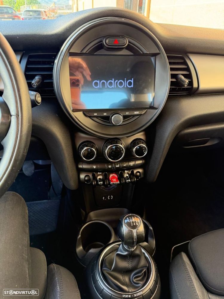 MINI 3 Portas One D - 6