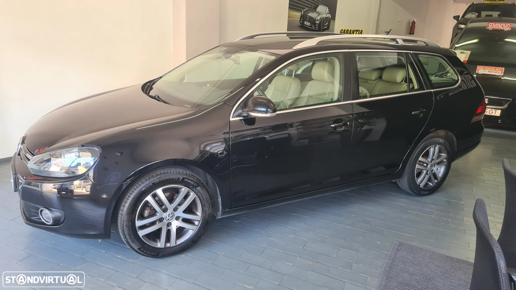 VW Golf Variant 1.6 TDi Confortline - 4