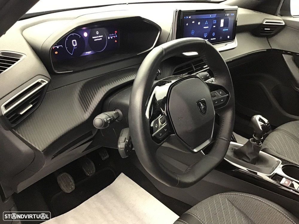 Peugeot 2008 PureTech 100 Allure - 10