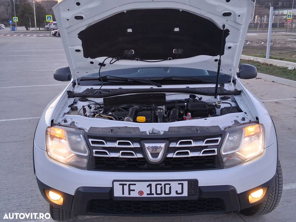 Dacia Duster dCi 90 FAP 4x2 Ambiance - 9