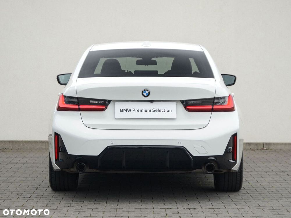 BMW Seria 3 318i M Sport sport - 11