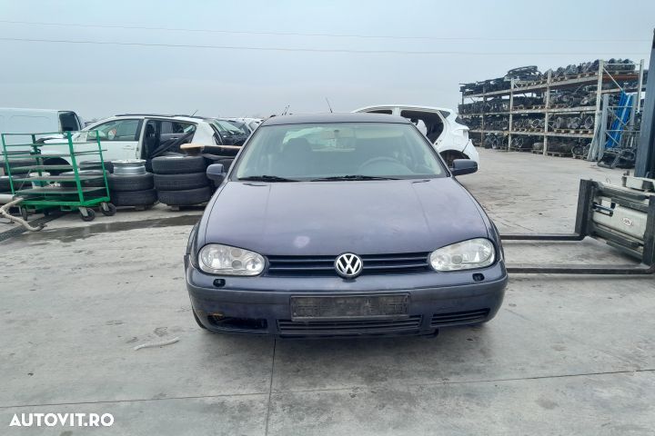 Pompa injectie 038130107D 038130107D Volkswagen VW Golf 4 [1997 - 200 - 5
