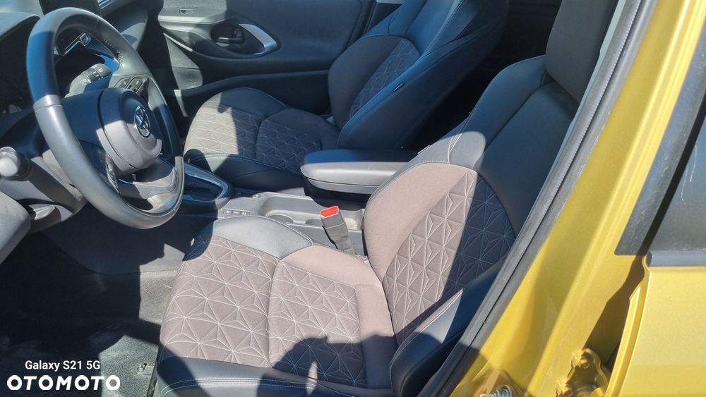 Toyota Yaris Cross Hybrid 1.5 Comfort - 15