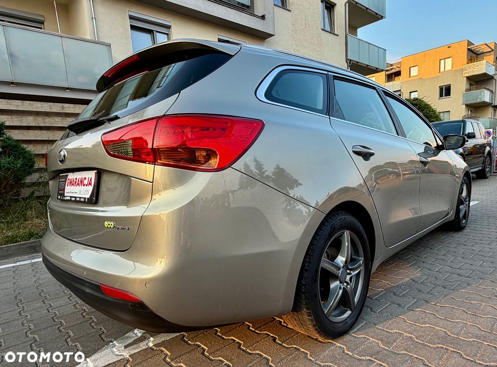 Kia Ceed 1.6 GDI Platinum Edition - 20