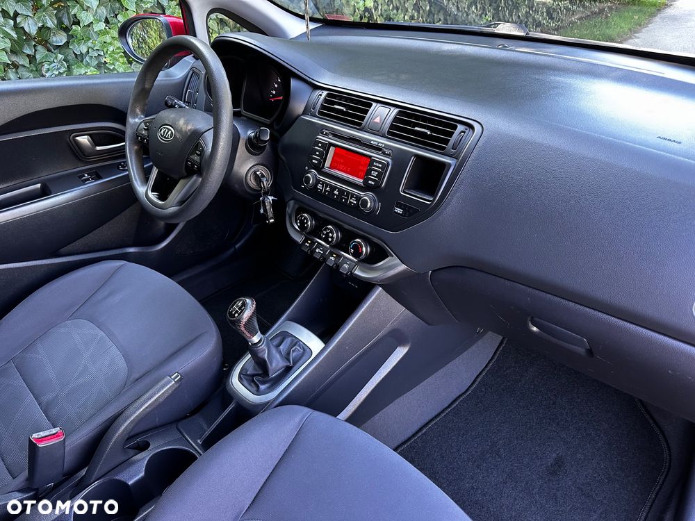 Kia Rio 1.2 Dream-Team Edition - 25