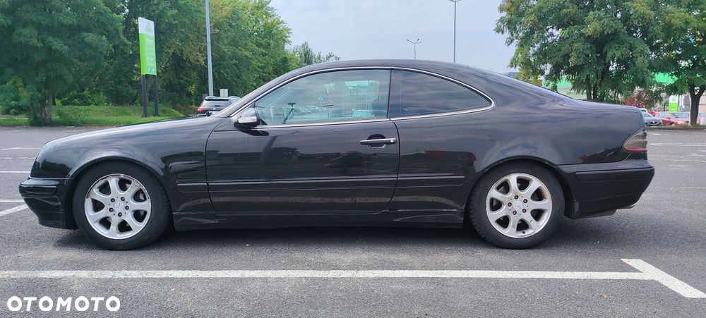 Mercedes-Benz CLK 320 - 2