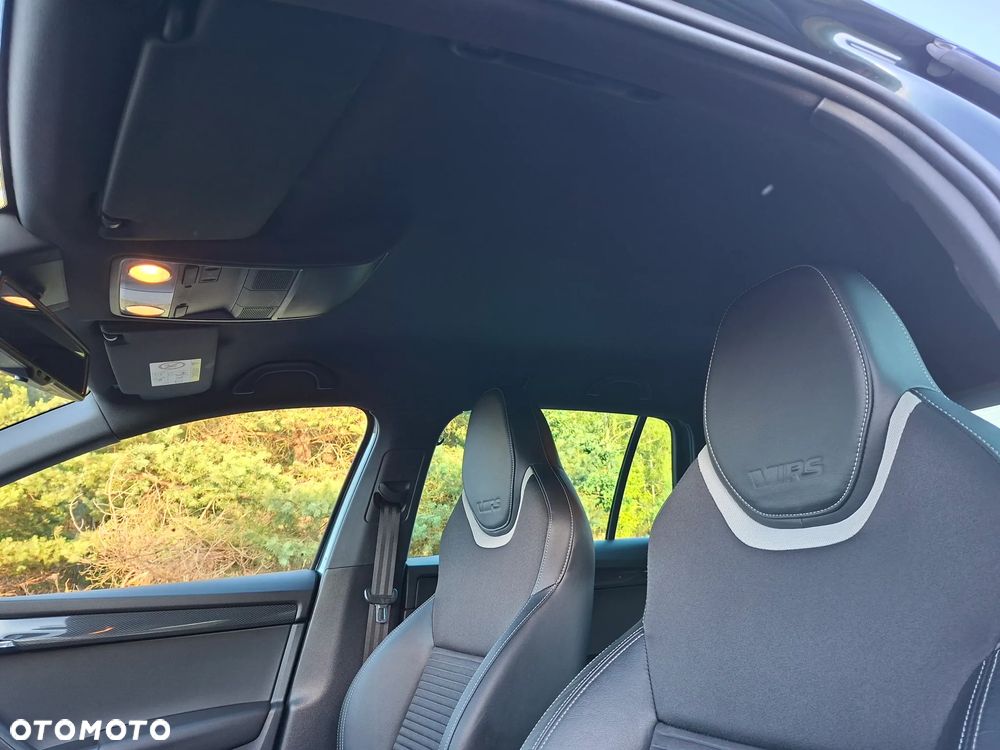 Skoda Octavia 2.0 TDI DSG RS - 35
