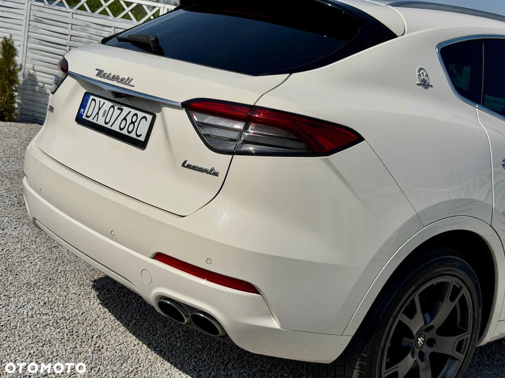 Maserati Levante S Q4 - 30