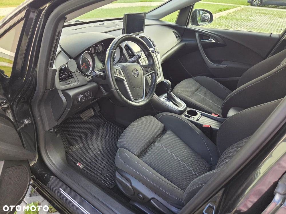 Opel Astra 1.4 Turbo Automatik - 8
