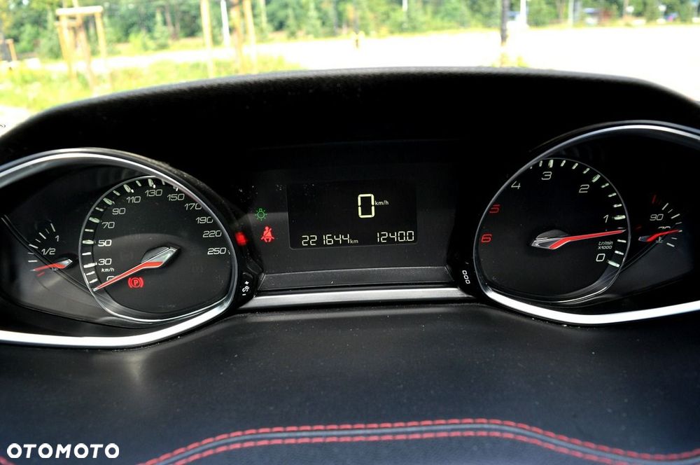 Peugeot 308 e-HDi FAP 115 Stop&Start Business Line Niveau 1 - 26