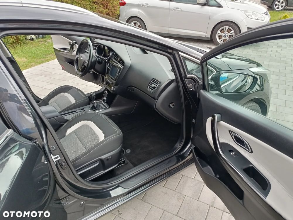 Kia Ceed - 15