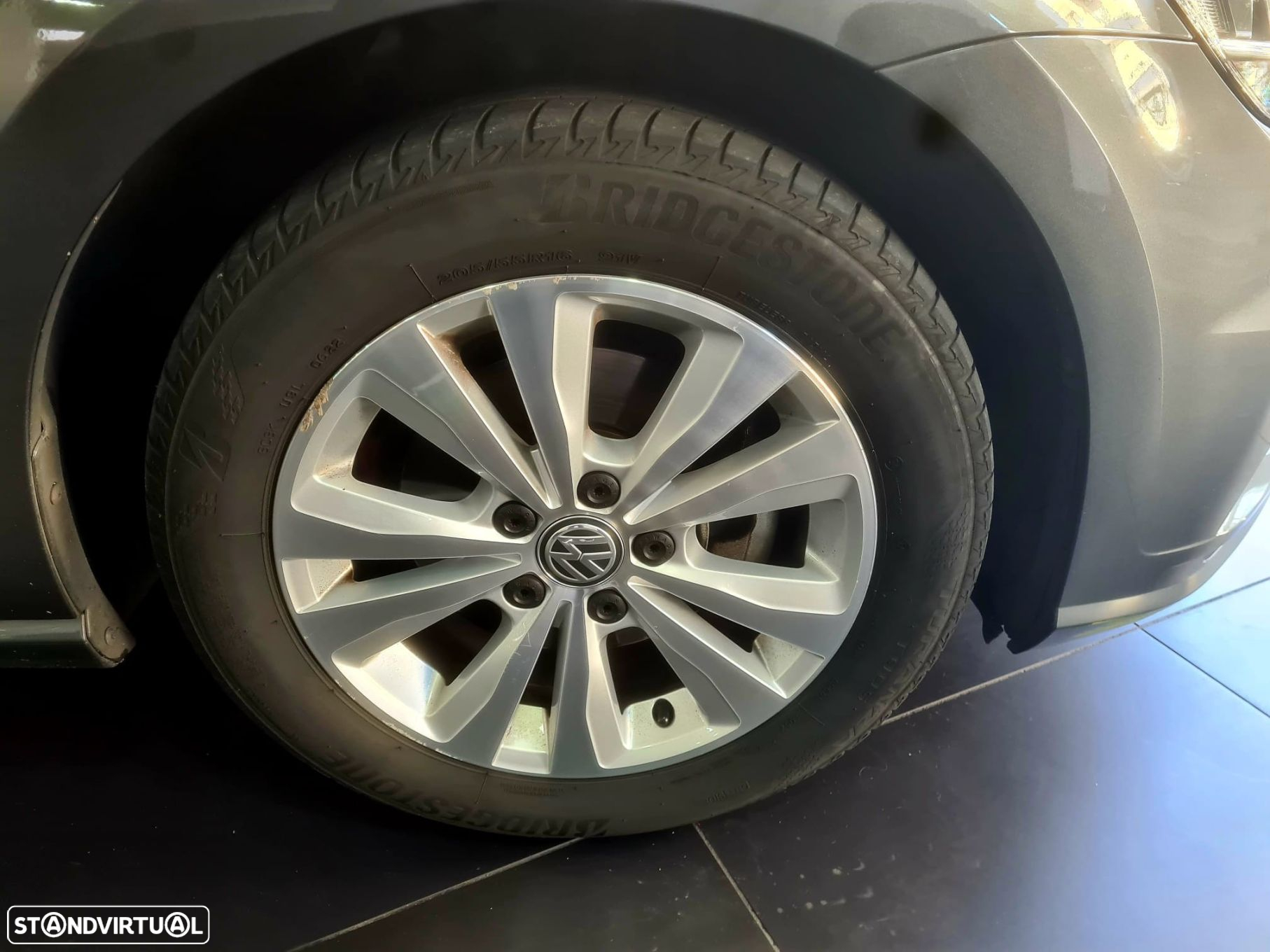 VW Golf Variant 1.6 TDi Confortline - 12