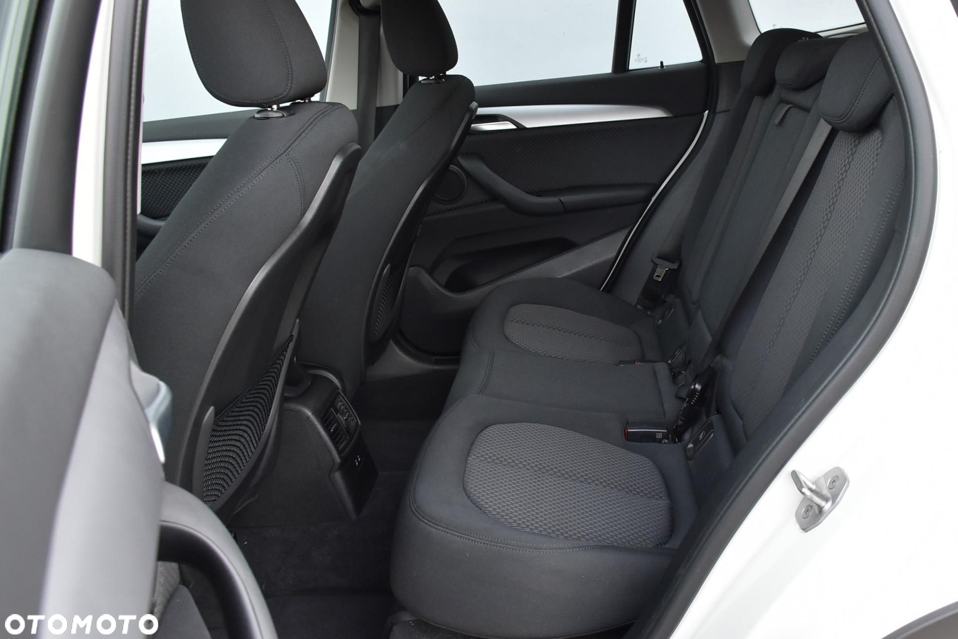 BMW X1 - 14