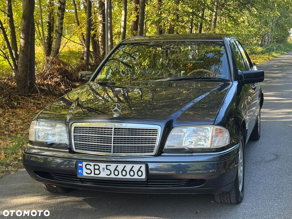 Mercedes-Benz E-Class 1996 photo 3