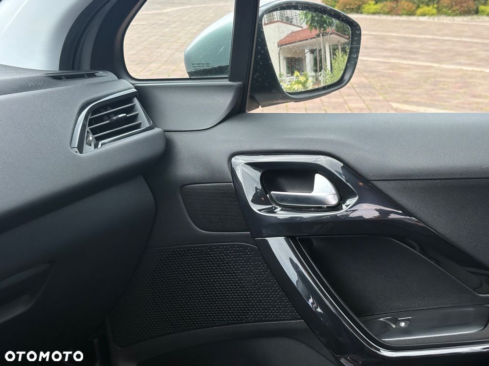 Peugeot 208 1.2 PureTech Active - 23