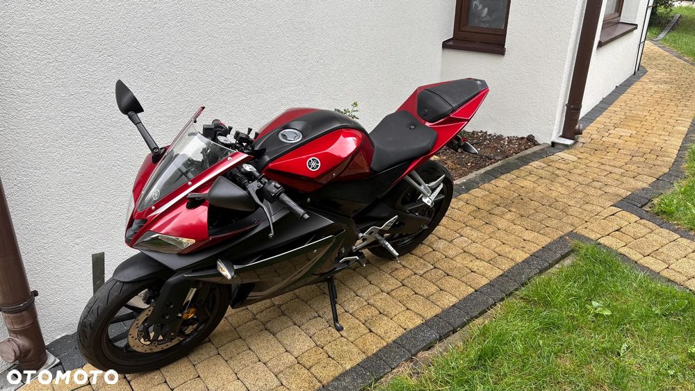 Yamaha YZF - 2