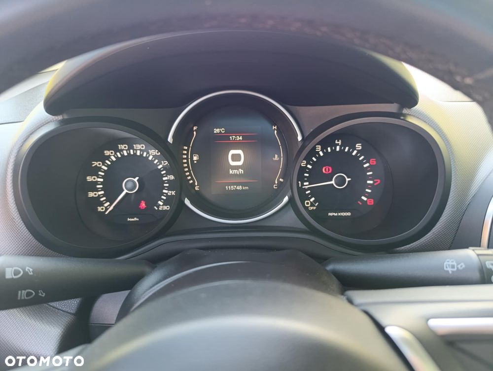 Fiat 500L 1.4 16V - 8