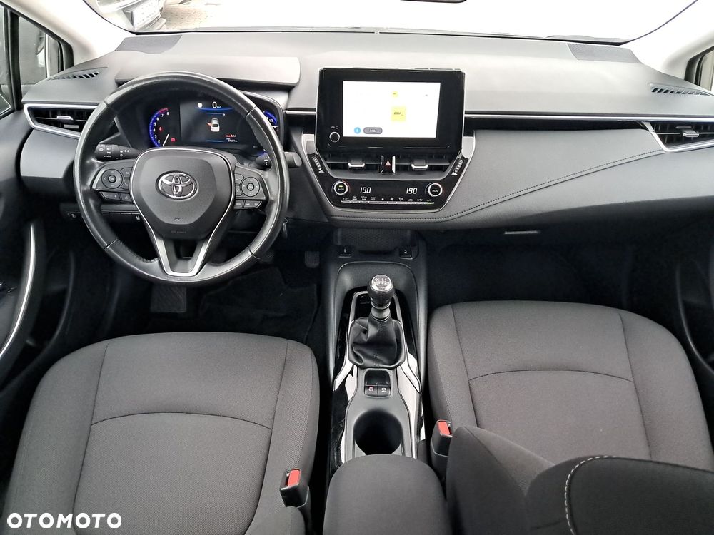 Toyota Corolla - 12