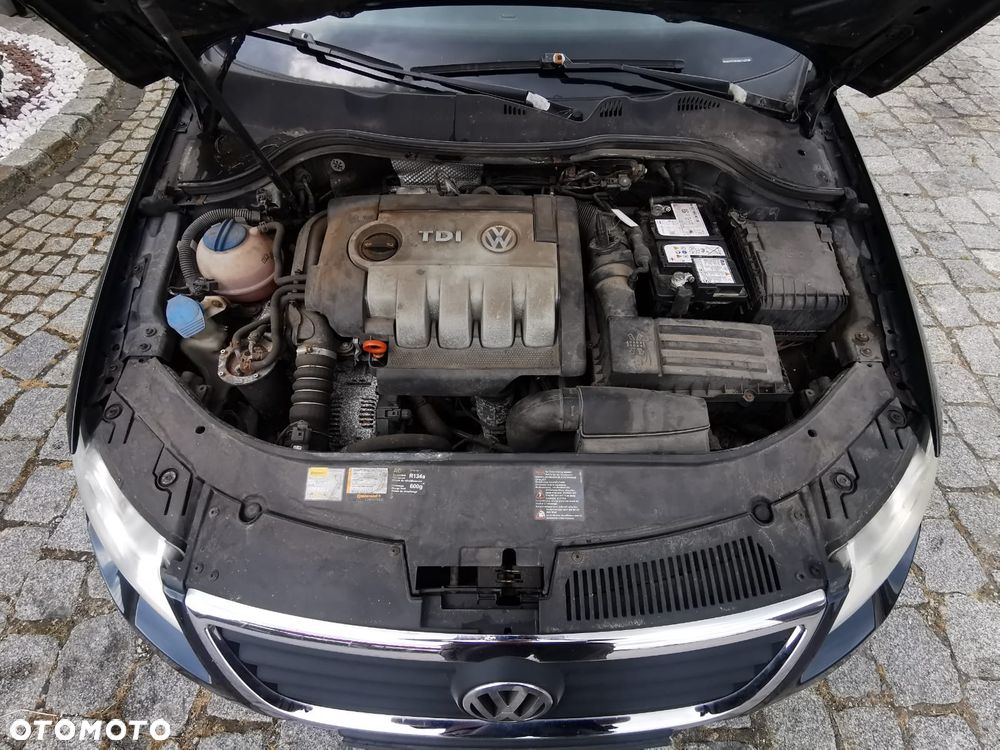 Volkswagen Passat - 19