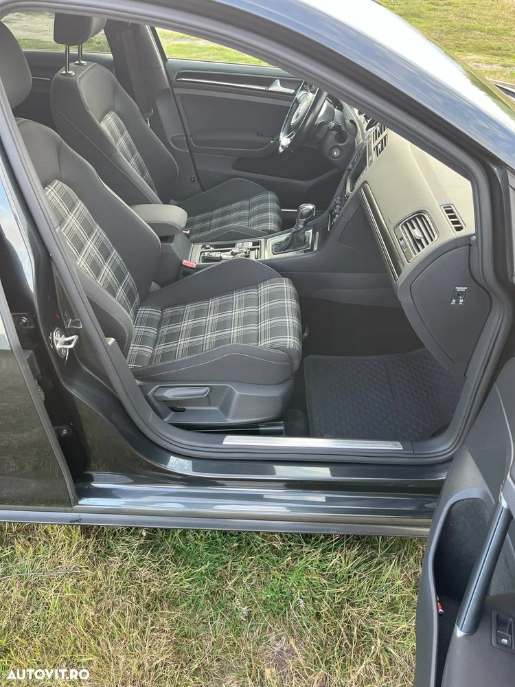 Volkswagen Golf 2.0 TDI DPF BMT DSG GTD - 20