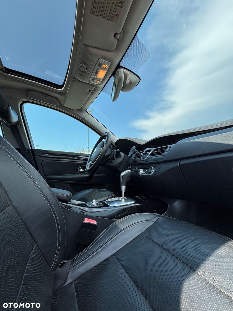 Renault Laguna 2.0 dCi Initiale - 25