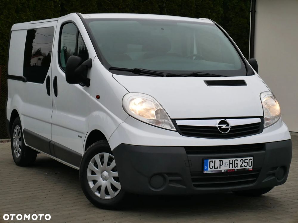 Opel Vivaro - 2