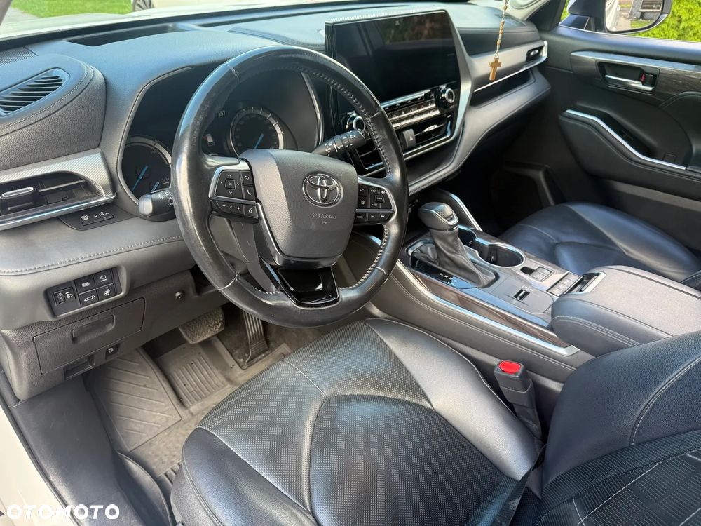 Toyota Highlander 2.5 Hybrid Executive - 9
