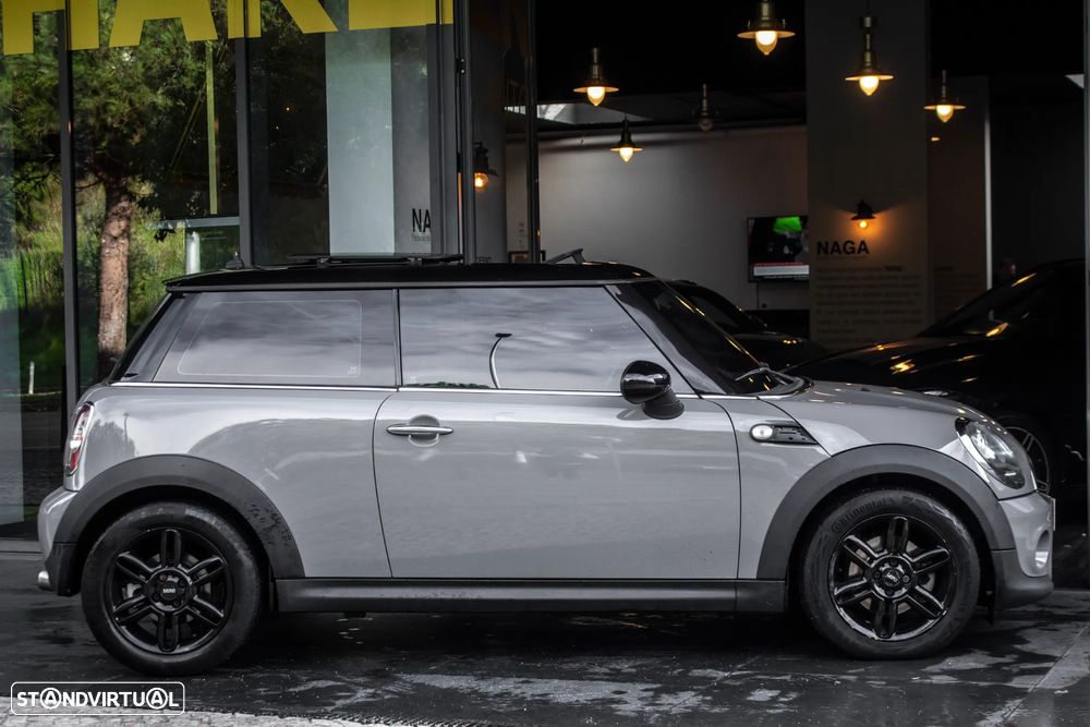 MINI 3 Portas Cooper D - 5