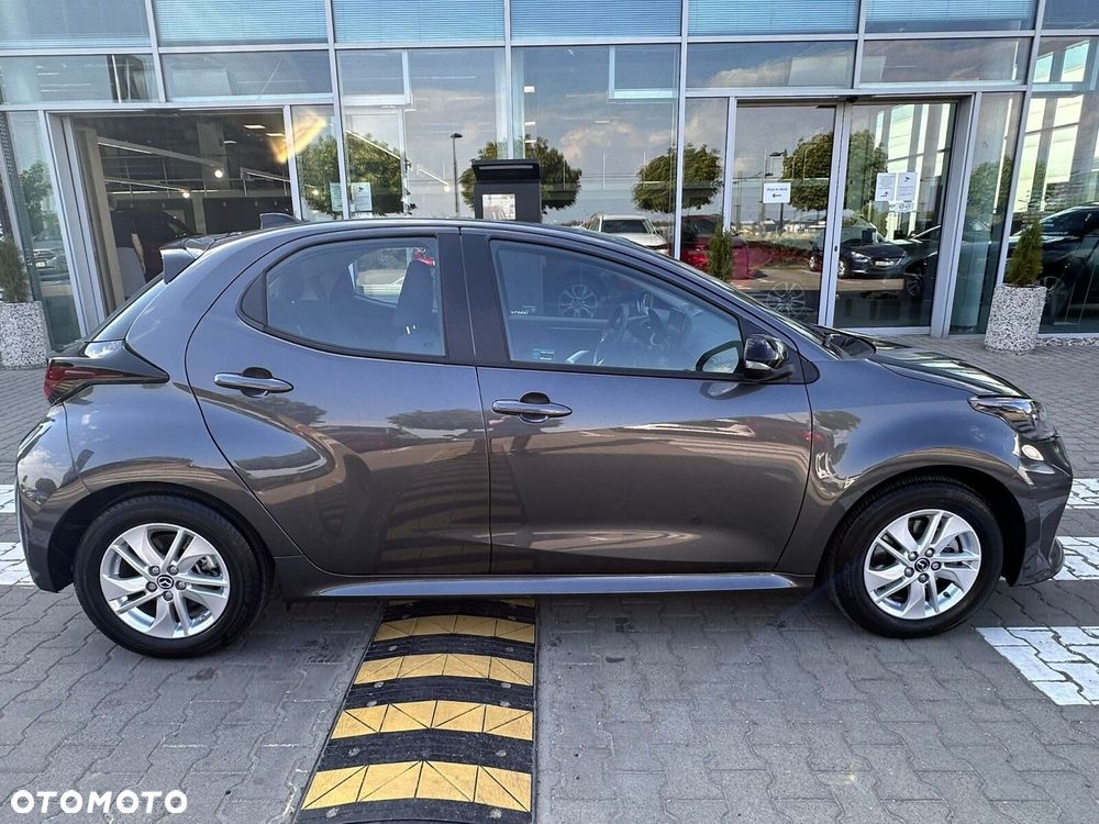 Mazda 2 - 6