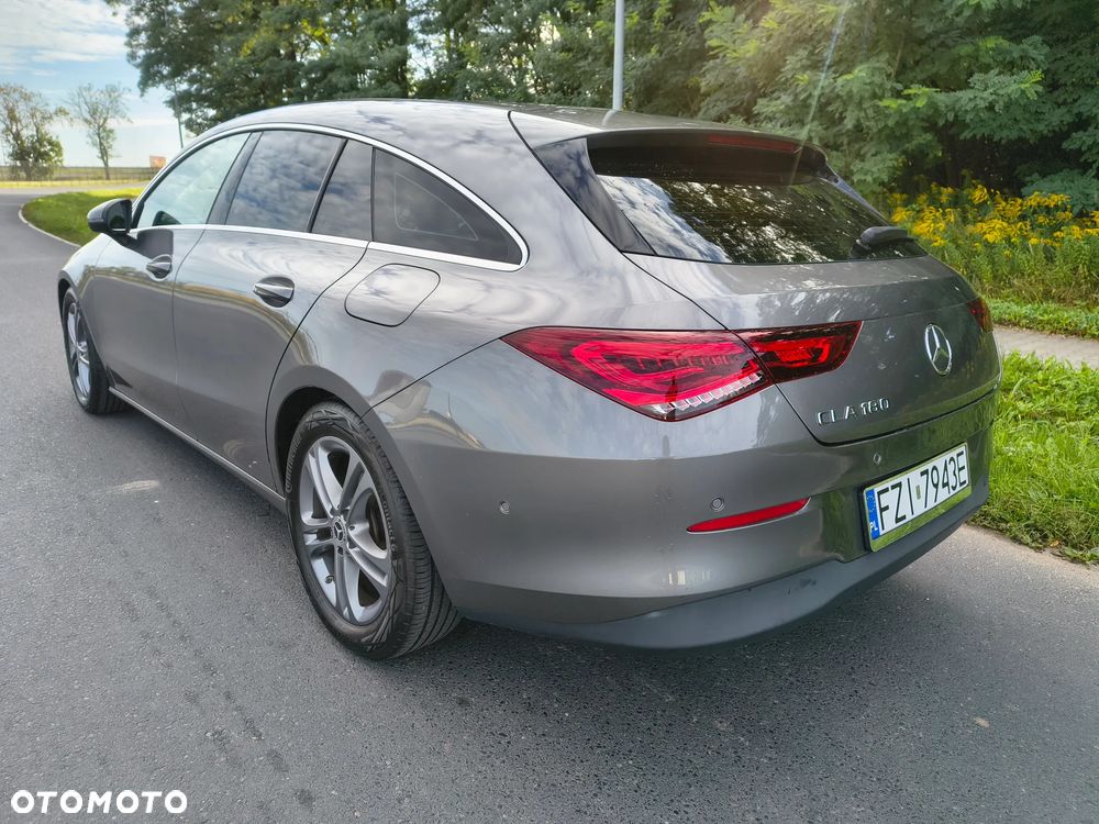 Mercedes-Benz CLA 180 7G-DCT - 10