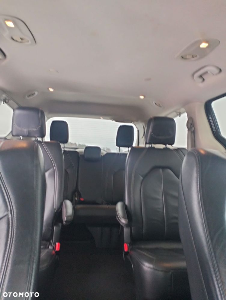 Chrysler Pacifica - 9