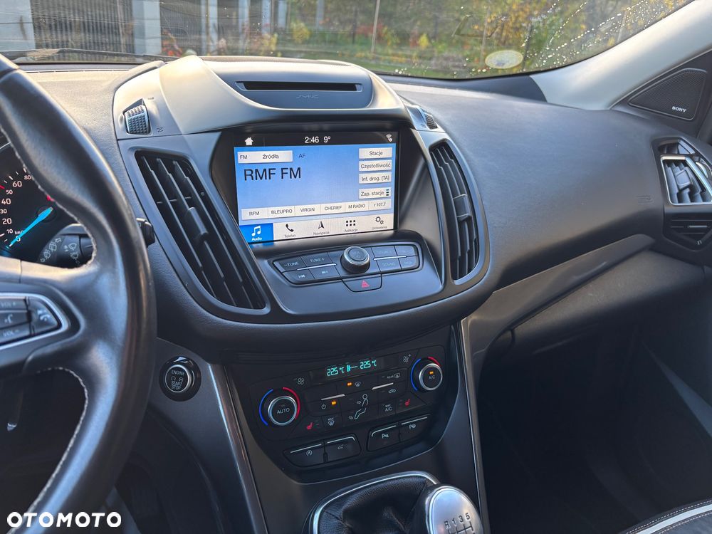 Ford Kuga 2.0 TDCi 2x4 Vignale - 23