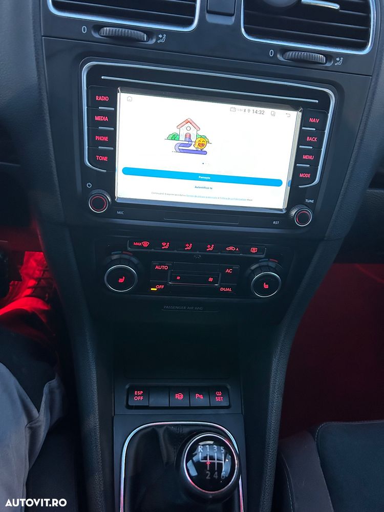 Volkswagen Golf 1.4 TSI Exclusive - 11