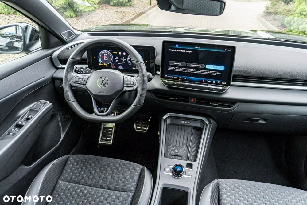 Volkswagen T-Roc - 21