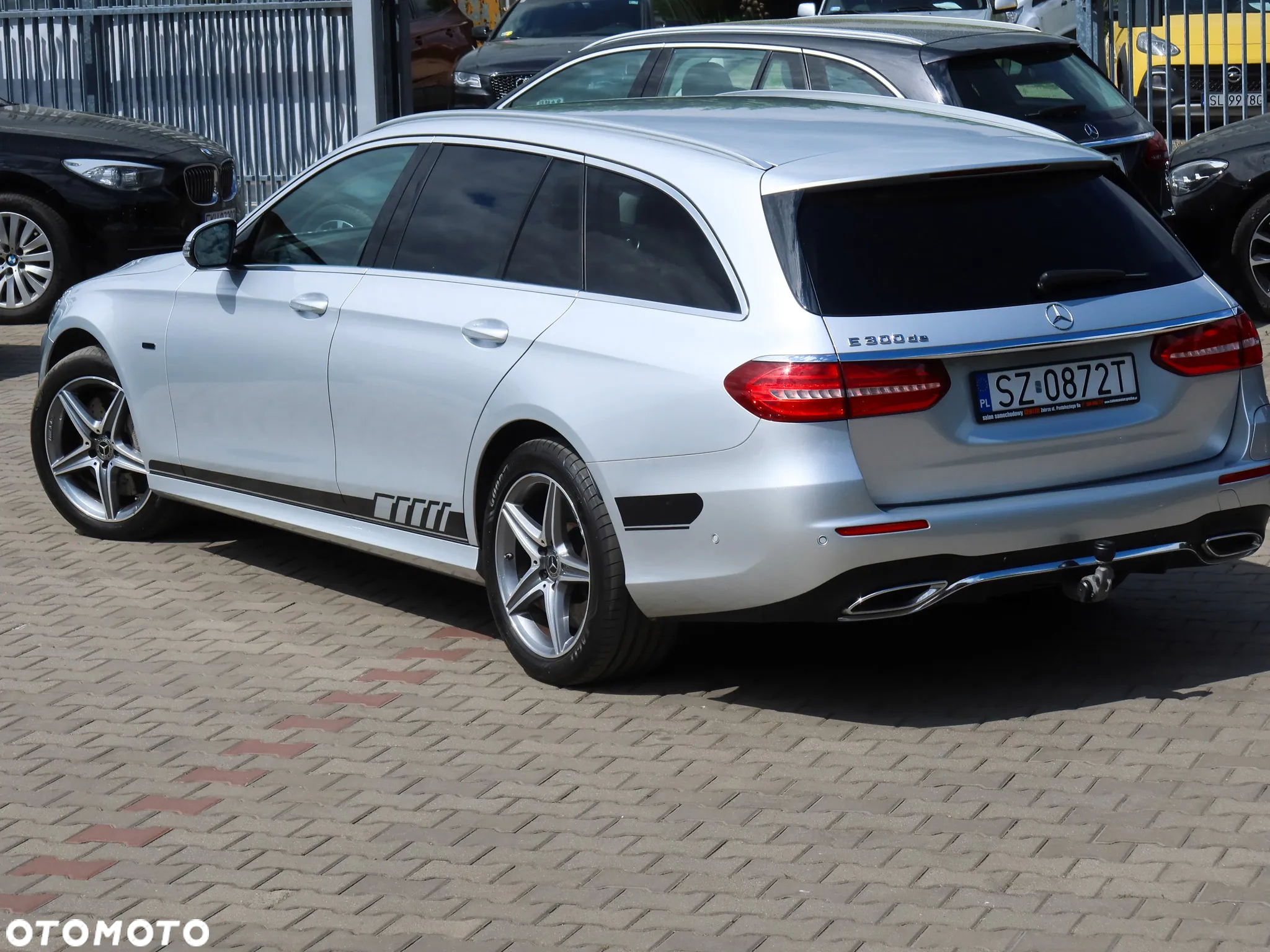 Mercedes-Benz Klasa E 300 de AMG - 33