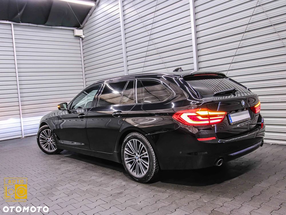 BMW Seria 5 520d M Sport Edition - 4