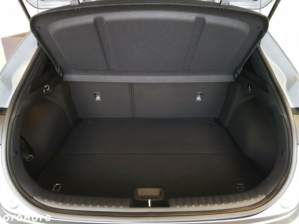 Kia XCeed 1.6 T-GDI Tribute DCT - 29