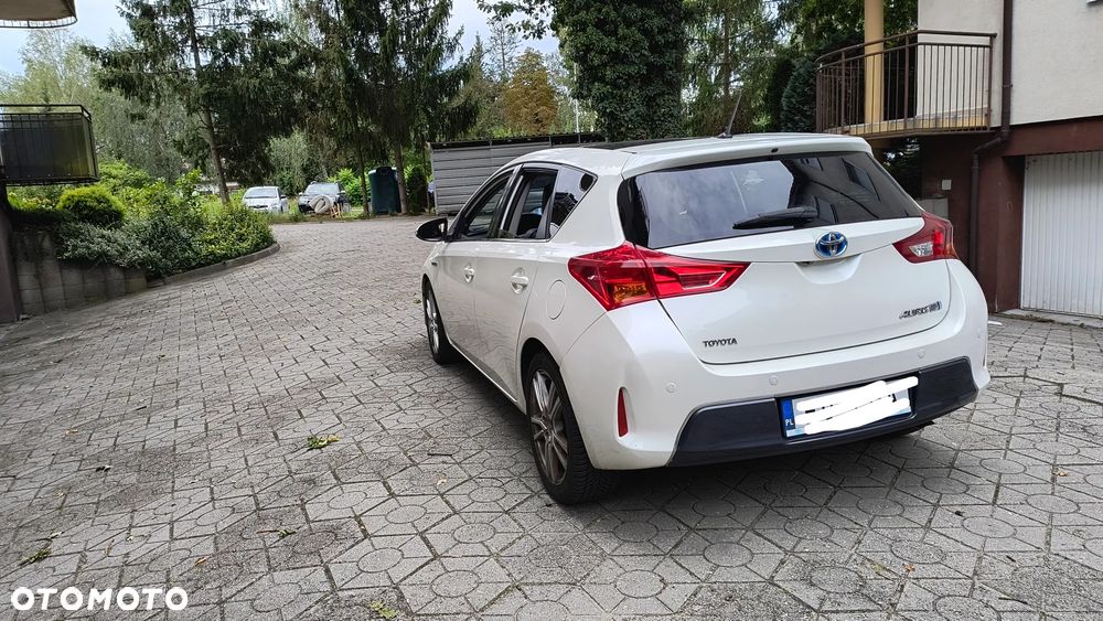 Toyota Auris 1.8 HSD Prestige NAVI - 3