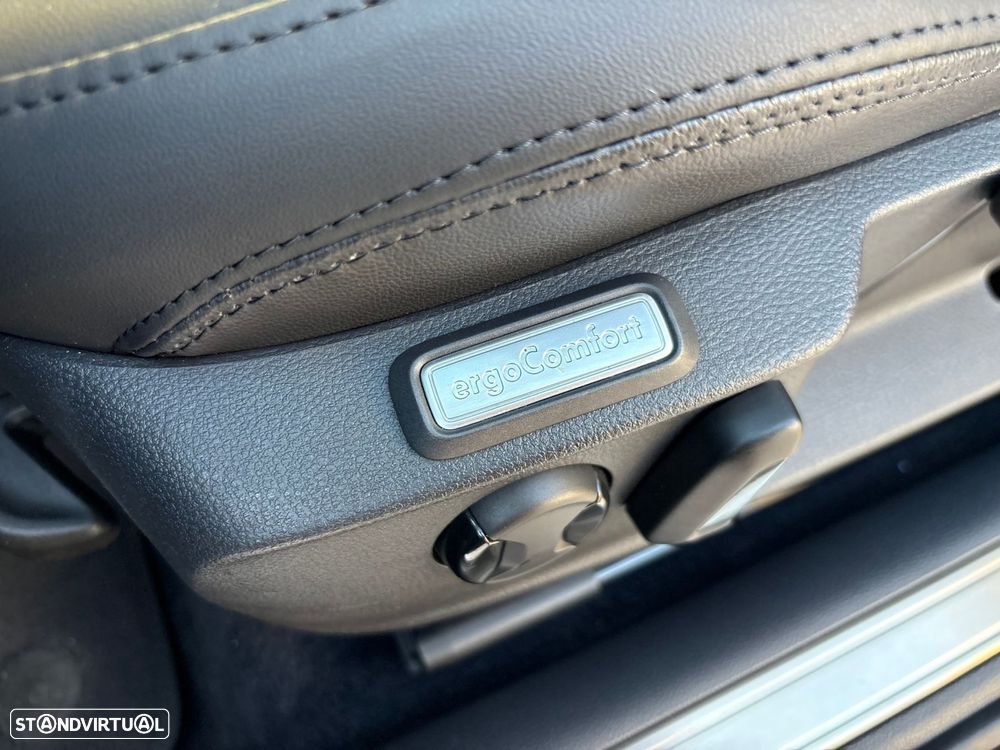 VW Passat Variant 2.0 TDi Highline DSG - 12