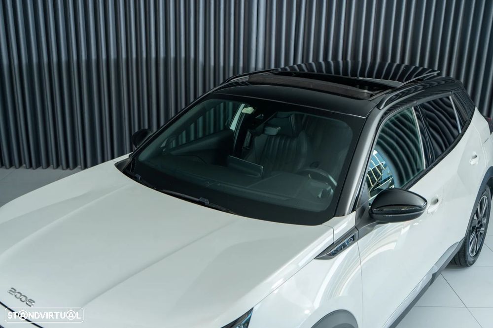 Peugeot e-2008 - 14