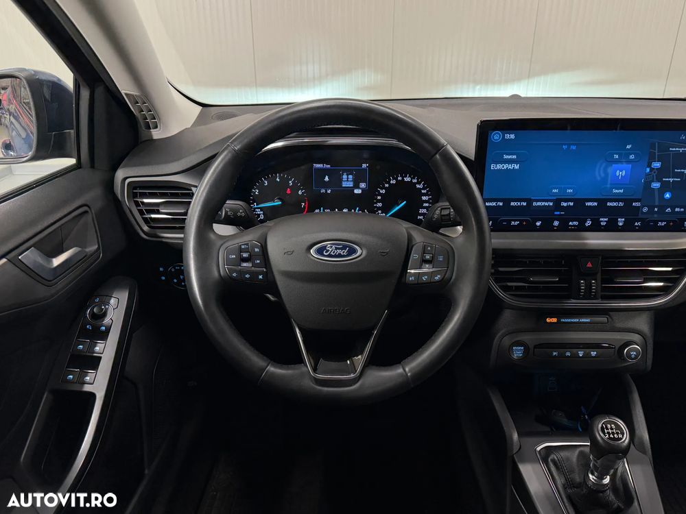 Ford Focus 1.0 EcoBoost MHEV Titanium - 7