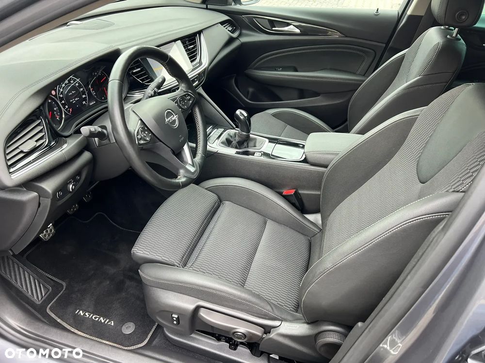 Opel Insignia - 20