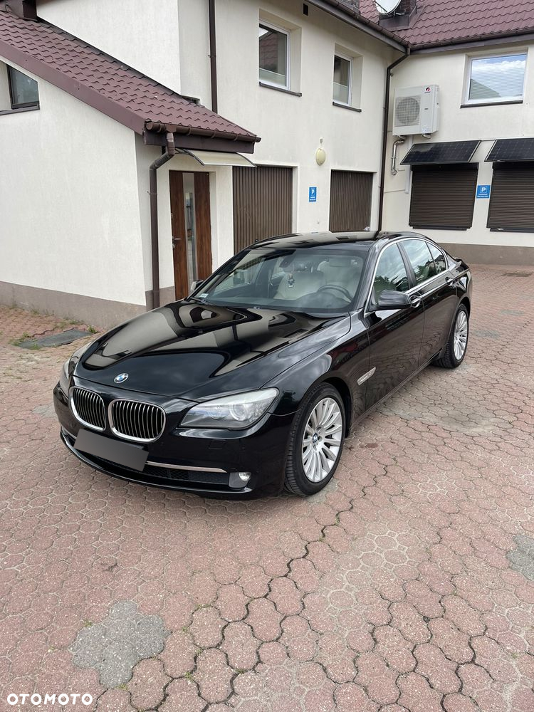 BMW Seria 7 740d xDrive - 3