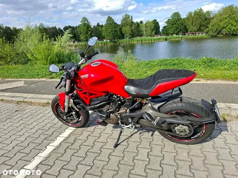 Ducati Monster - 4