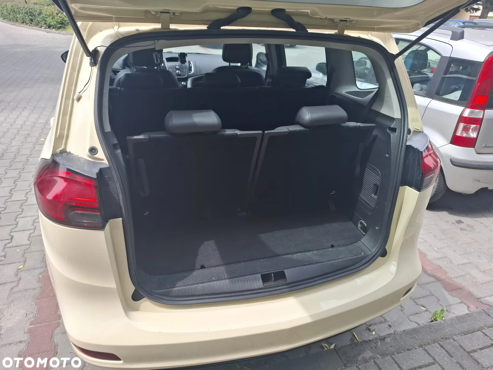 Opel Zafira - 13